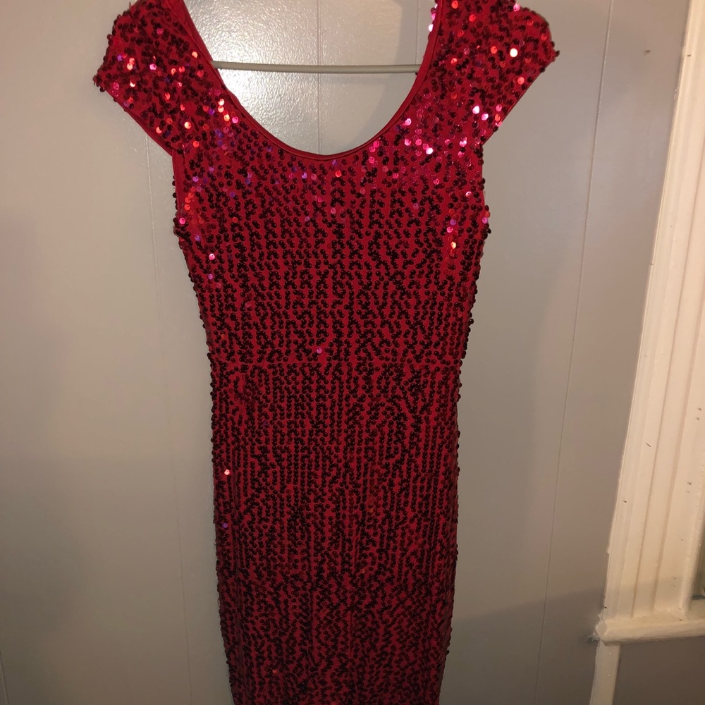 *NWT!* Rue21 red sequin dress